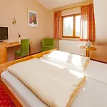 מלון Bett & Fruehstueck