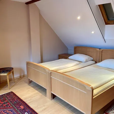 Bett & Fruehstueck ホテル