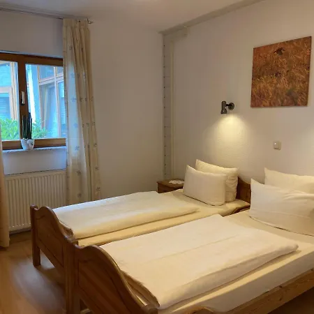 Bett & Fruehstueck 2* Riedstadt