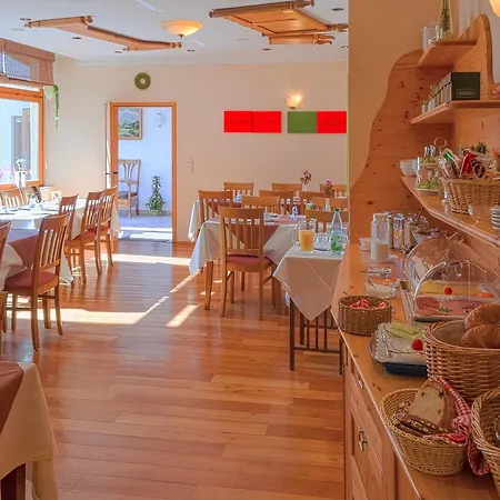 Bett & Fruehstueck Hotel 2*