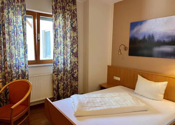 Bett & Fruehstueck Hotel 2*